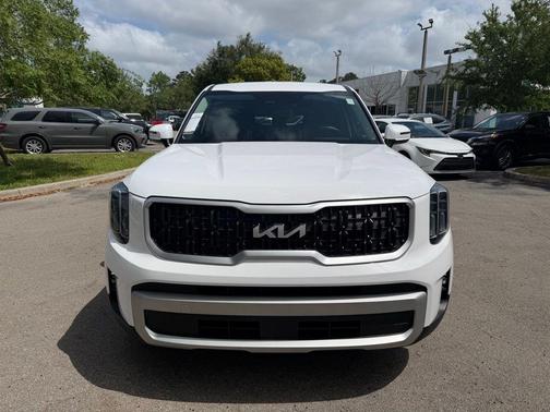 2024 Kia Telluride LX