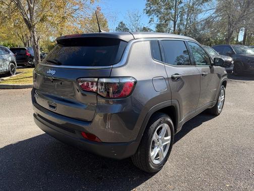 2023 Jeep Compass Sport