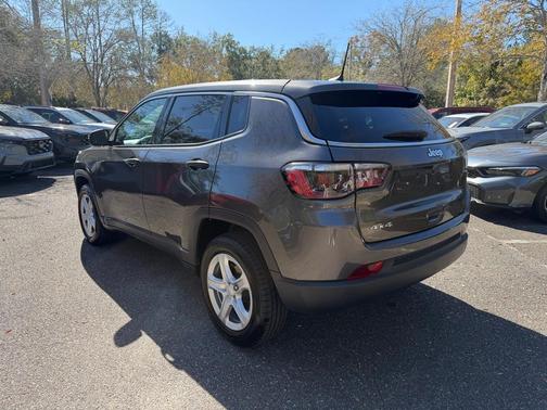 2023 Jeep Compass Sport