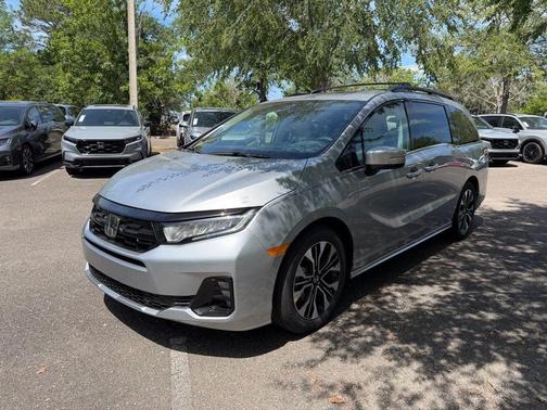 Solar Silver Metallic 2026 Honda Odyssey Elite