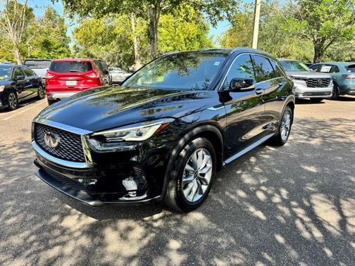 2022 INFINITI QX50 Luxe