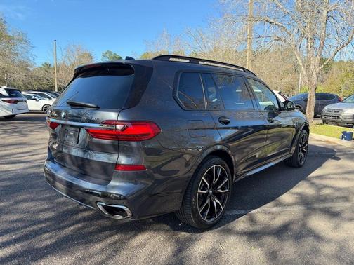 2019 BMW X7 xDrive50i