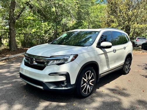 2019 Honda Pilot Touring 8-Passenger
