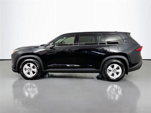 2025 Toyota Grand Highlander LE