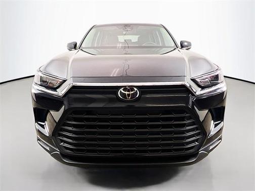 2025 Toyota Grand Highlander LE