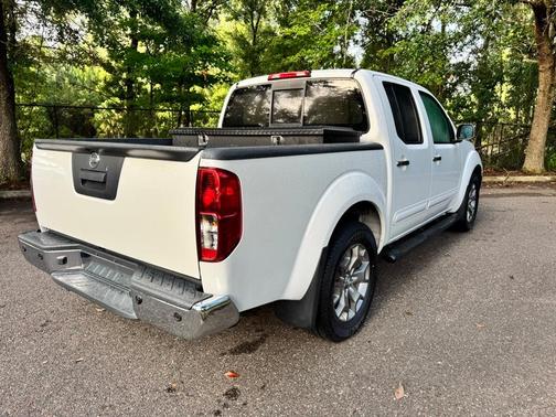 2019 Nissan Frontier SL