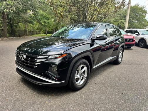 2022 Hyundai TUCSON SE