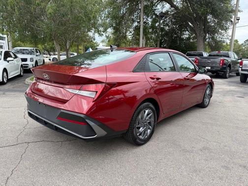 Red 2024 Hyundai ELANTRA SEL