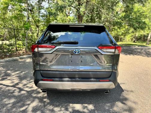2022 Toyota RAV4 Hybrid Limited
