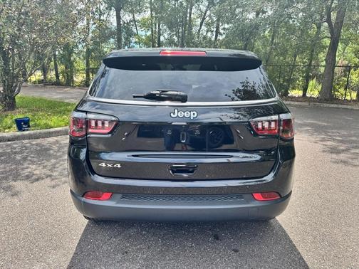 2023 Jeep Compass Sport