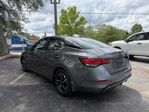 Gun Metallic 2024 Nissan Sentra SV