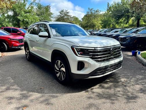 2024 Volkswagen Atlas 2.0T SE w/Technology