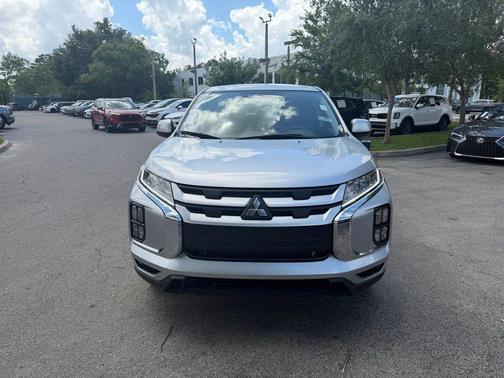Alloy Silver Metallic 2024 Mitsubishi Outlander Sport 2.0 ES