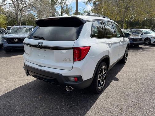 2022 Honda Passport Elite
