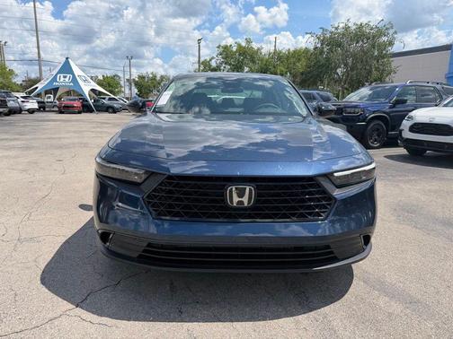 Canyon 2026 Honda Accord SE