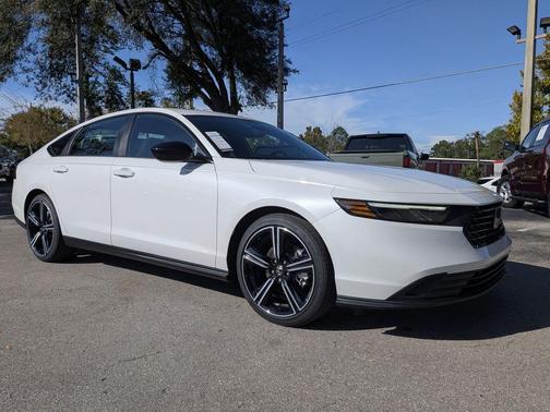 Platinum White Pearl 2026 Honda Accord Hybrid Sport