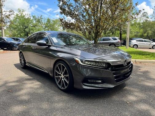 2019 Honda Accord Touring 2.0T