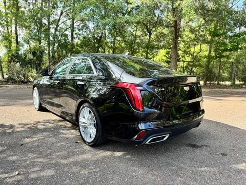 2023 Cadillac CT4 Premium Luxury