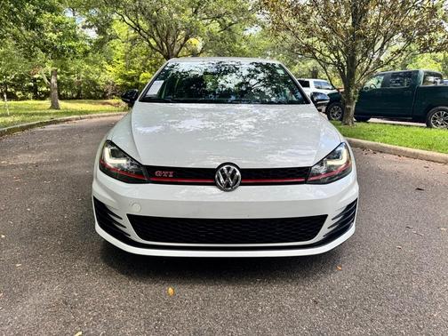 2017 Volkswagen Golf GTI Sport 4-Door