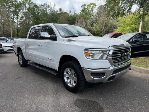 Bright White Clearcoat 2023 RAM 1500 Laramie