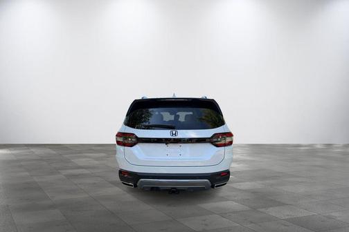 White Diamond Pearl 2026 Honda Pilot EX-L