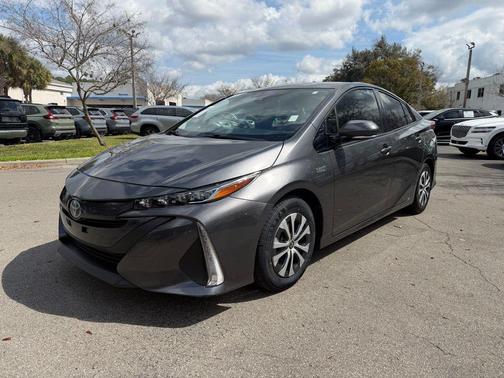2020 Toyota Prius Prime XLE