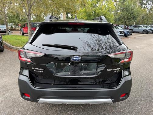 2023 Subaru Outback Limited XT