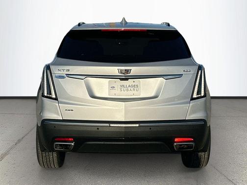 Radiant Silver Metallic 2020 Cadillac XT5 Sport