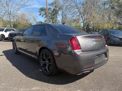 2023 Chrysler 300 S