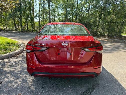 Scarlet Ember 2024 Nissan Sentra SV