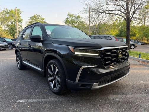 Black 2023 Honda Pilot Elite