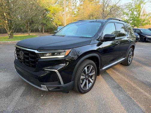 Black 2023 Honda Pilot Elite