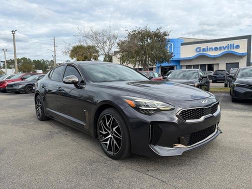 2022 Kia Stinger GT-Line