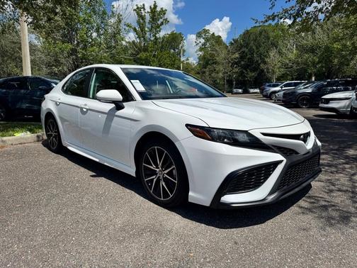 2023 Toyota Camry SE Nightshade