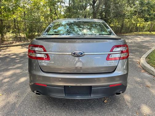 2014 Ford Taurus SEL