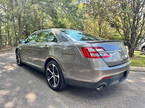 2014 Ford Taurus SEL