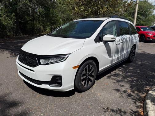 Platinum White Pearl 2026 Honda Odyssey EX-L