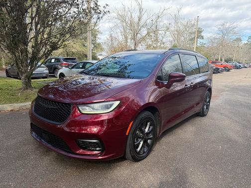 2021 Chrysler Pacifica Touring-L