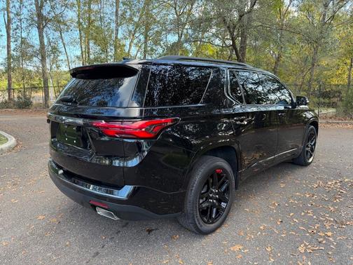 2022 Chevrolet Traverse Premier