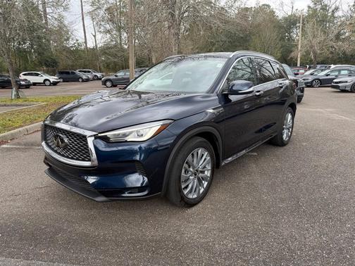 2024 INFINITI QX50 Luxe