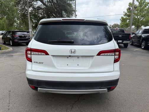 White 2021 Honda Pilot EX-L