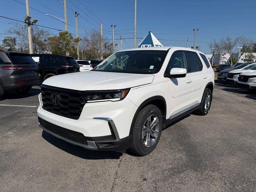 2023 Honda Pilot EX-L 8-Passenger