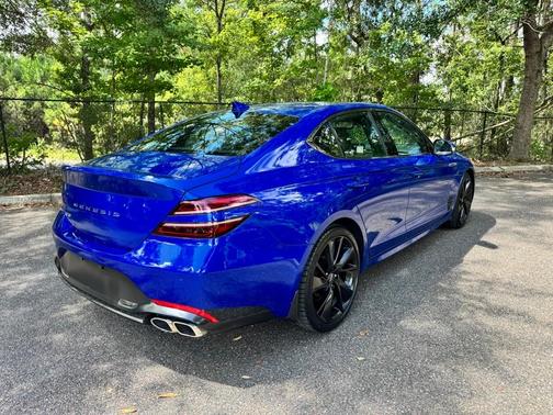 2023 Genesis G70 2.0T