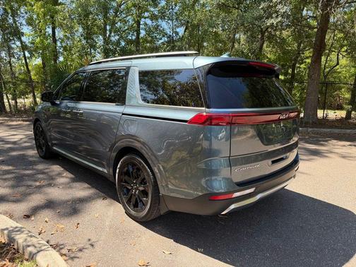 Blue 2022 Kia Carnival SX