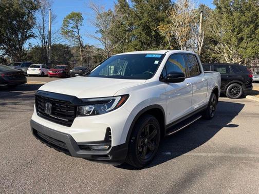 2022 Honda Ridgeline Black Edition