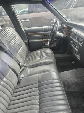 1983 Cadillac DeVille Base