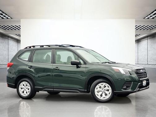 2023 Subaru Forester Base