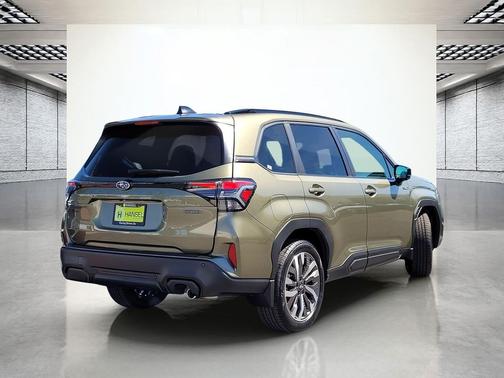 Autumn Green Metallic 2026 Subaru Forester Hybrid Touring