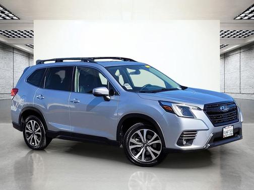 Ice Silver Metallic 2024 Subaru Forester Limited
