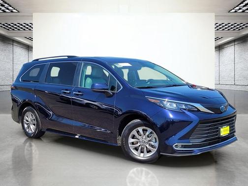 Blueprint 2024 Toyota Sienna XLE